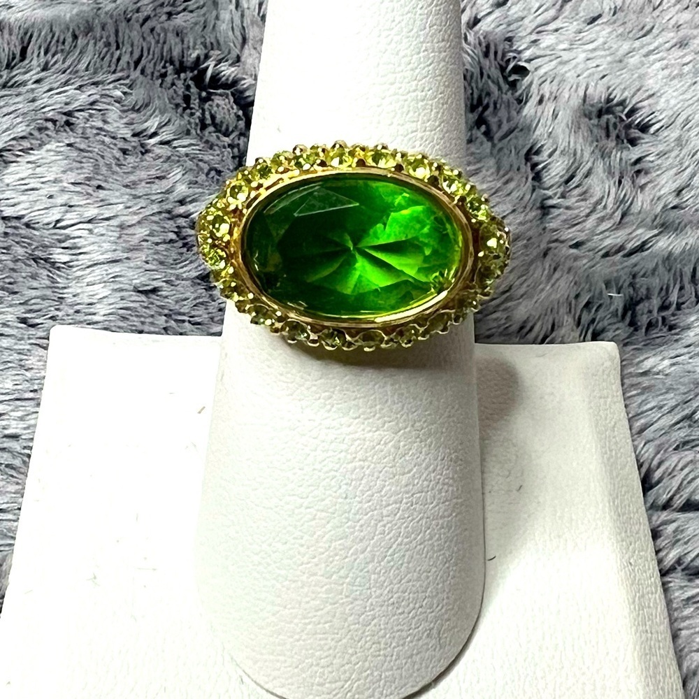 Vintage Joan Rivers Faceted Emerald CZ Pave Rhinestone Ring Size 8